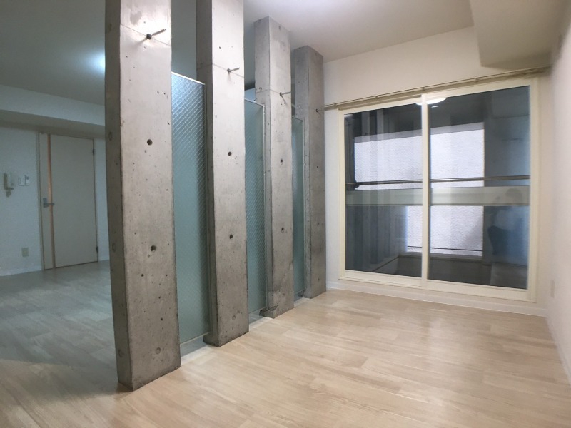 その他部屋・スペース　洋室の家具の配置を考えてみるのも楽しいですよ。