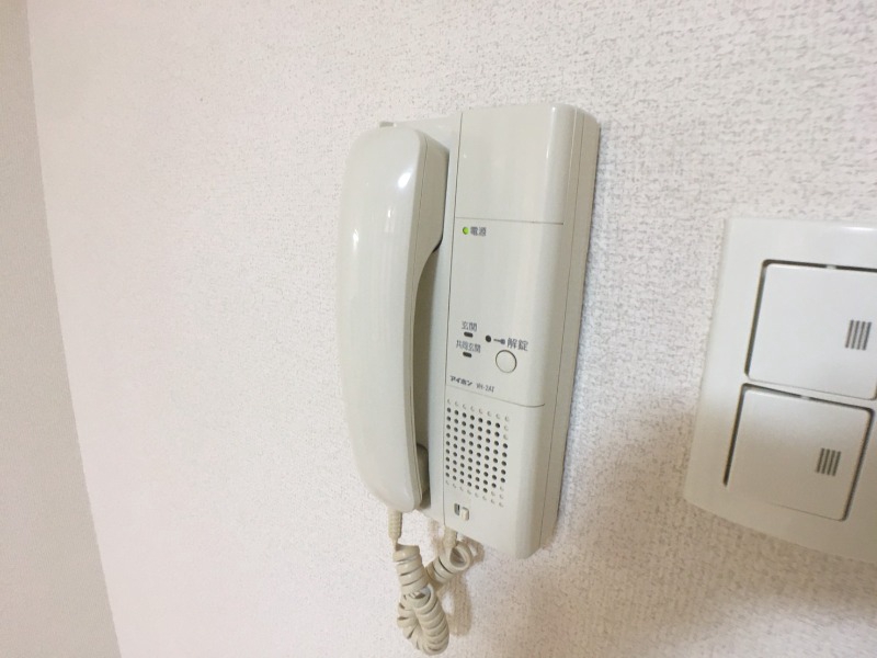 セキュリティ　インターホンは通話ができるので急な訪問があっても安心です