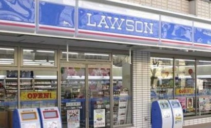コンビニ　ローソン 新宿上落合店（コンビニ）まで394m