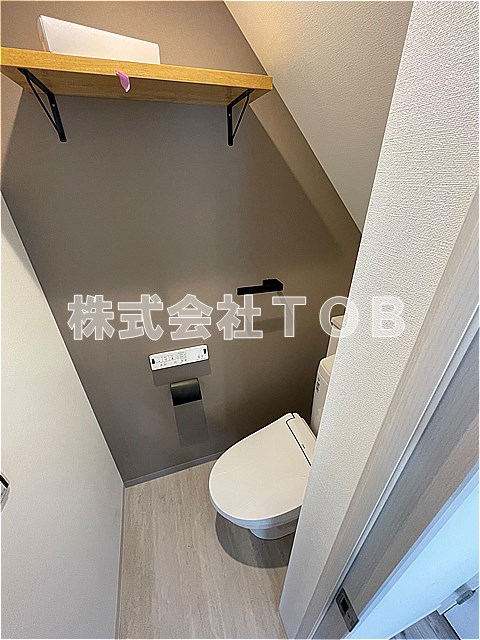トイレ　※クリーニング中の写真※