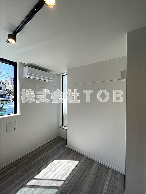 その他設備　エアコン　室内物干し