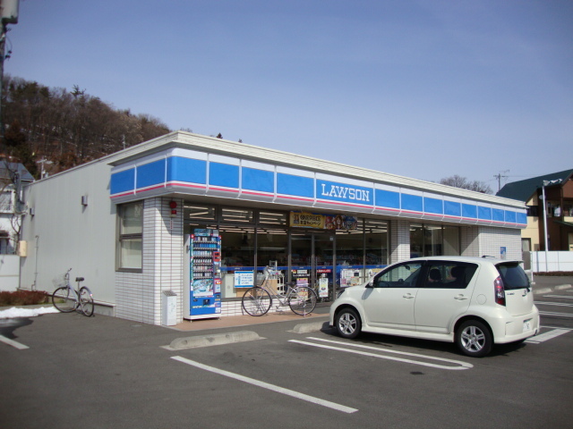 コンビニ　ローソン長野上松二丁目店（コンビニ）まで675m