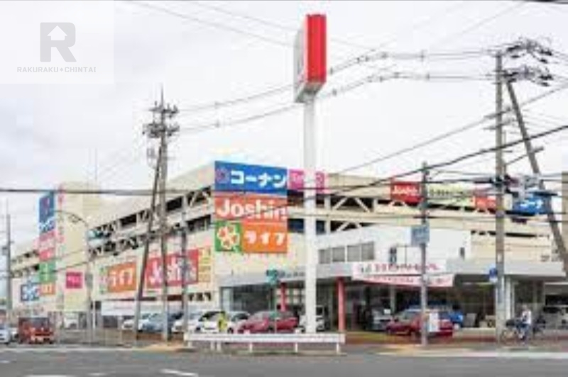 スーパー　ライフ寝屋川店（スーパー）まで851m