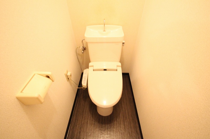 トイレ　落ち着いたトイレです