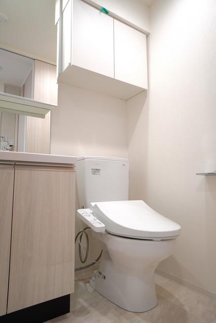 トイレ　※写真は同タイプ住戸です。