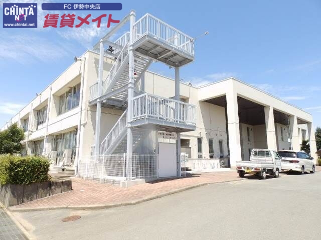 中学校　伊勢市立御薗中学校（中学校）まで1033m