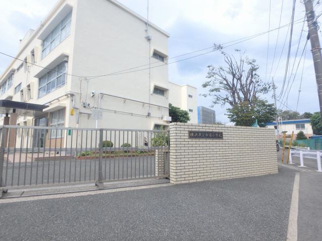 小学校　市立今宿小学校（小学校）まで304m