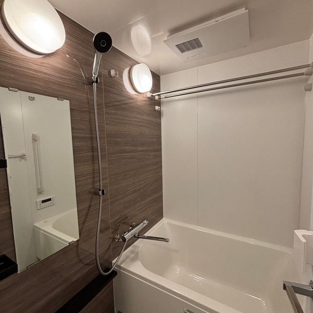 バス・シャワールーム　※写真は同タイプ住戸です。