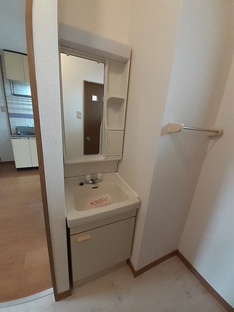 洗面設備　明るい洗面所です★