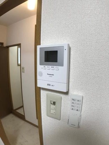 セキュリティ　TVモニター付きで安心です☆
