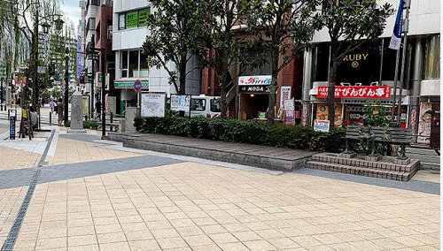 公園　西放射線中町公園（公園）まで207m