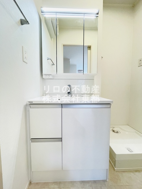 洗面設備　独立洗面台なら落ち着いて身支度ができます☆
