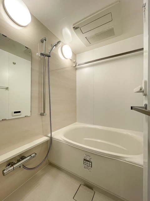 バス・シャワールーム　※写真は同タイプ住戸です。