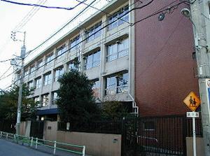 小学校　台東区立石浜小学校（小学校）まで698m