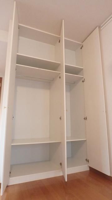 収納　別タイプ部屋　参考写真です