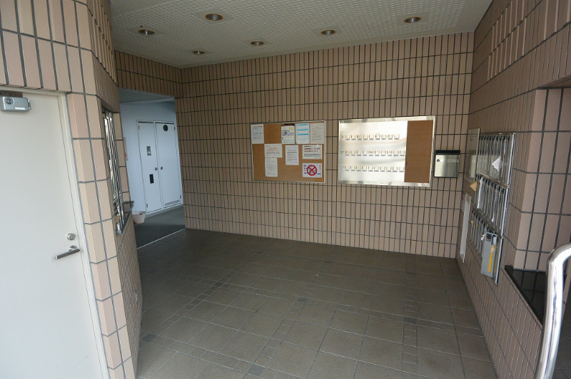 エントランス　エントランス