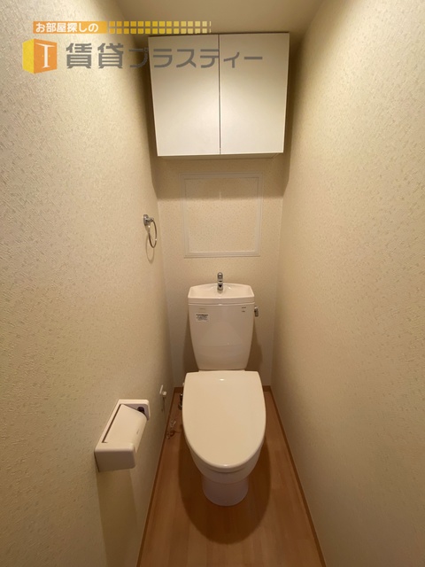 トイレ　上部収納が嬉しい