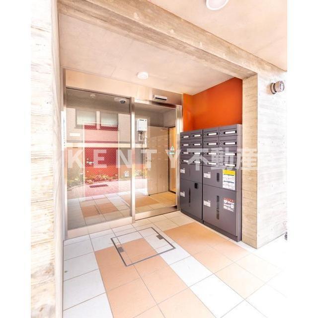 エントランス　建物の内部です