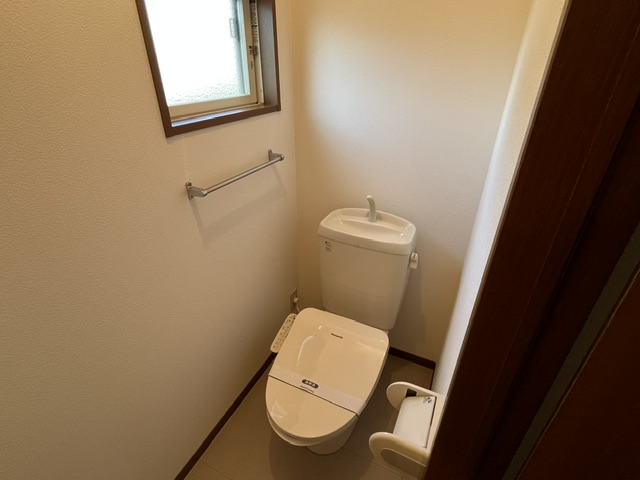 ローズガーデン土器東 A棟のトイレ写真