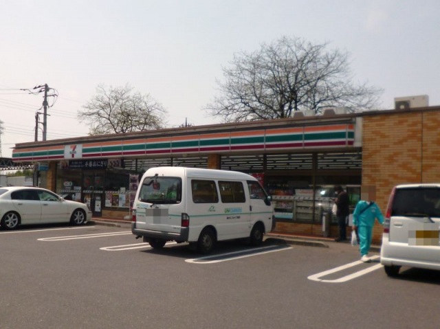 コンビニ　セブンイレブン真岡長田店（コンビニ）まで391m