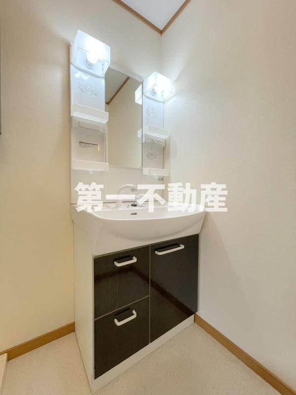 洗面設備　洗髪洗面化粧台