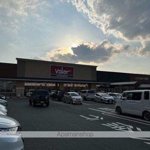 スーパー　バロー南草津店（スーパー）まで421m