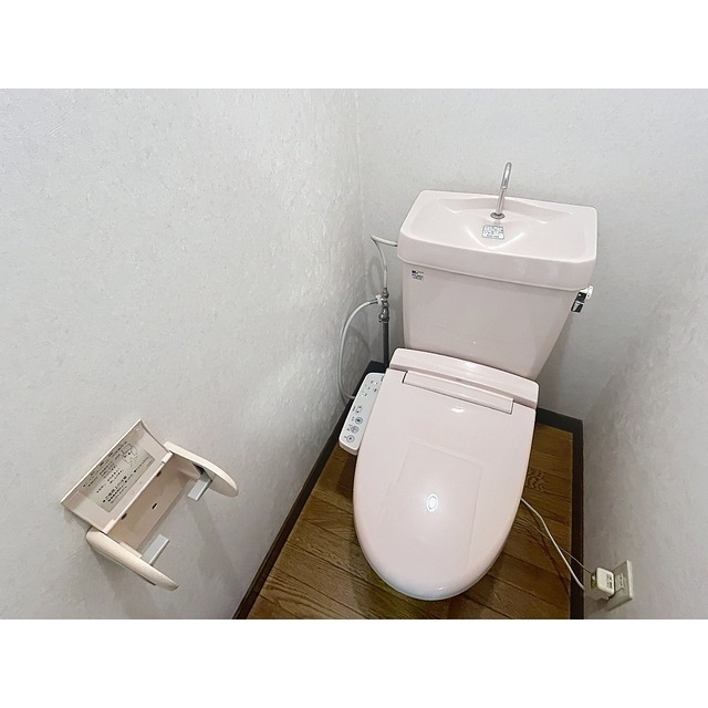 トイレ　※別部屋の写真になります。