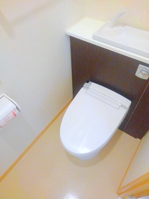 トイレ　ウォシュレット付きのトイレ♪