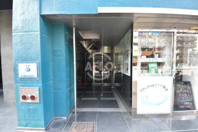 エントランス　Collection土佐堀　エントランス