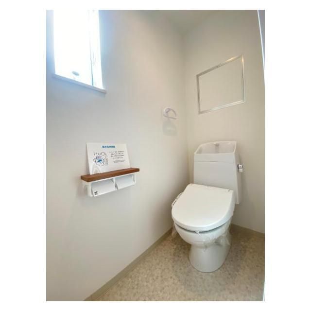 阪急神戸線 塚口駅 徒歩2分 3階建 築5年のトイレ写真