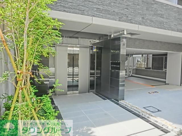 エントランス　☆カーシェアリングあります☆