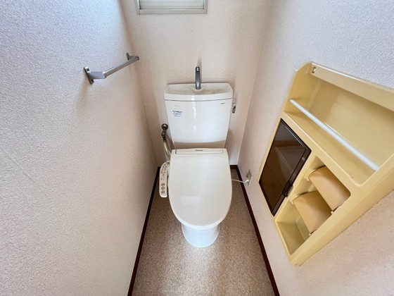 トイレ　※別部屋の写真です
