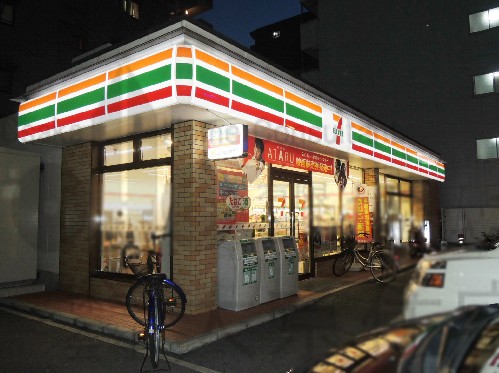 コンビニ　セブンイレブン 八尾光町店（コンビニ）まで79m