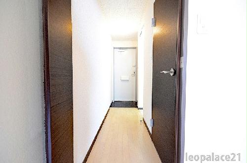 玄関　設備・使用は号室により異なる為、現況を優先致します。
