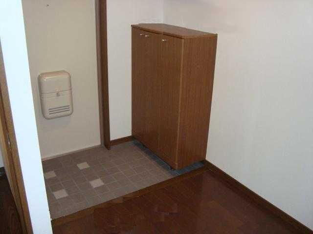 コンフォール大清水の玄関写真