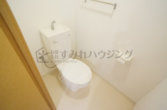 フローラル宝塚のトイレ写真