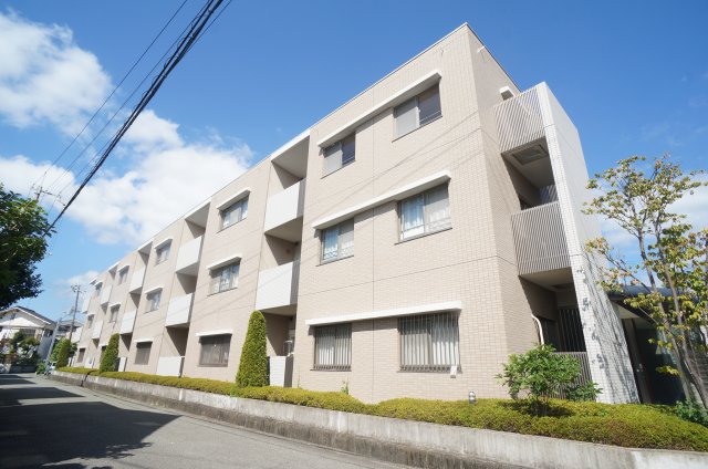 フローラル宝塚の外観写真