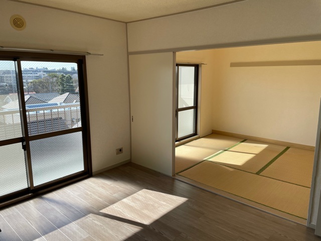 駒沢ビルの居間写真