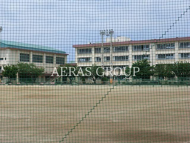 中学校　茅ヶ崎市立円蔵中学校（中学校）まで671m