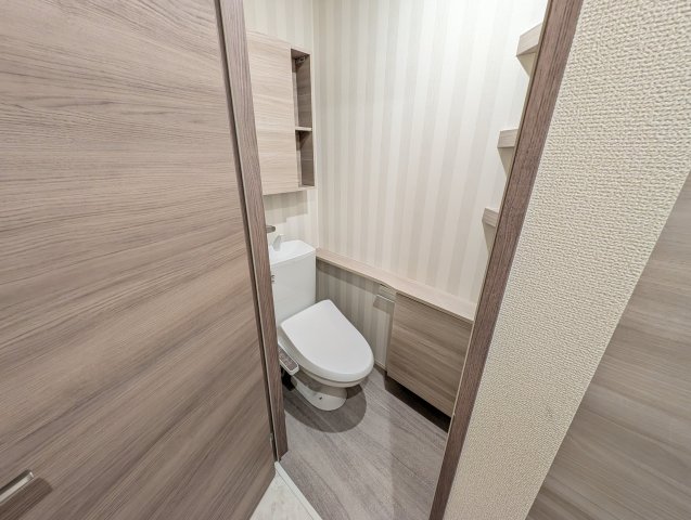 セレスティア田神 WESTのトイレ写真