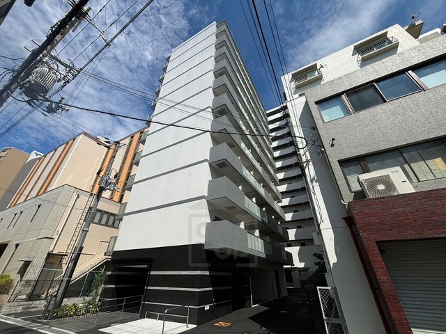 アルティザ江坂の外観写真