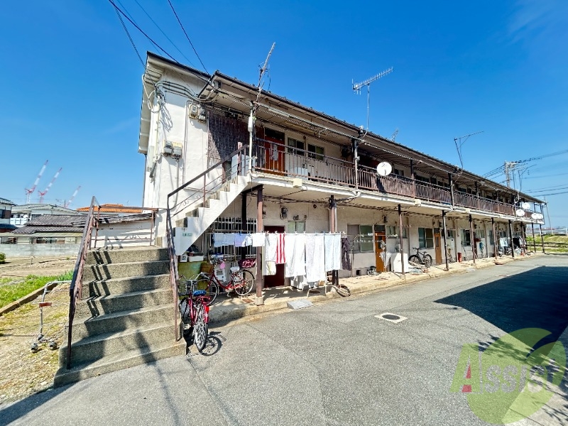 北王子荘2号館の外観写真