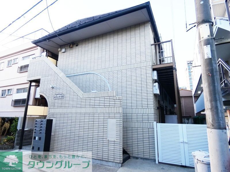 建物外観　エントランス