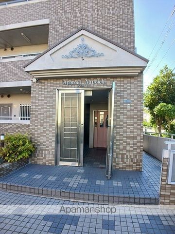近鉄けいはんな線 新石切駅 徒歩26分 6階建 築30年の外観写真