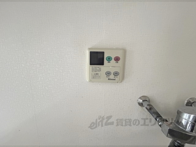 その他設備　給湯器リモコン