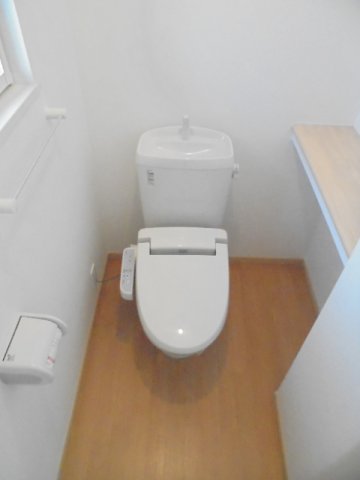 ＪＲ東海道本線 鴨宮駅 徒歩31分 2階建 築16年のトイレ写真