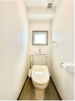 トイレ　※同仕様写真含む