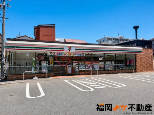 コンビニ　セフ?ン-イレフ?ン 福岡鳥飼２丁目店（コンビニ）まで297m