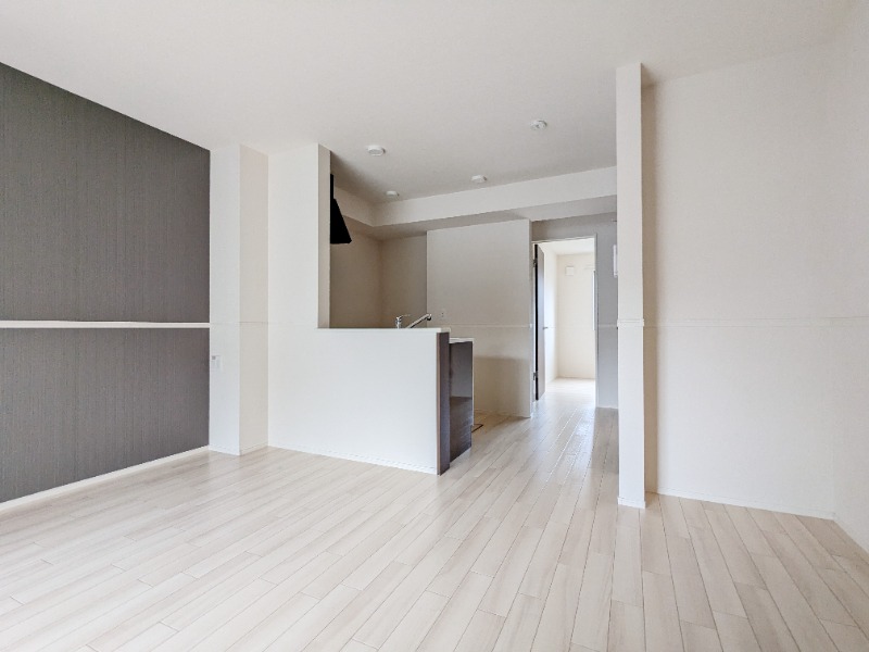 居室・リビング　図面と現状に相違がある場合には現状を優先