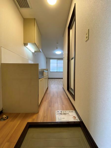 エステートピア戸張3の玄関写真